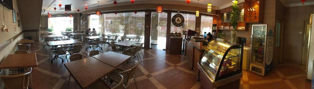 Afbeelding uit fotogalerij van Harbour View Hotel Sekinchan in Sekincan