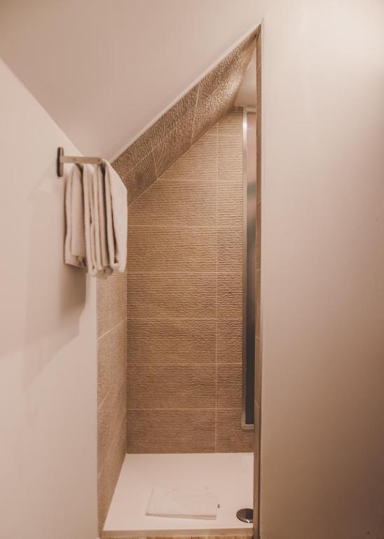 Hôtel Hors-Château - Liège Centre Historique - Resim 23