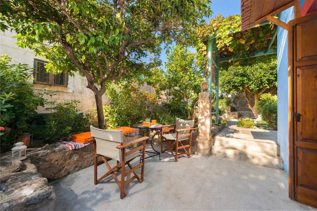 Serene House,Beautiful Garden in Old Town