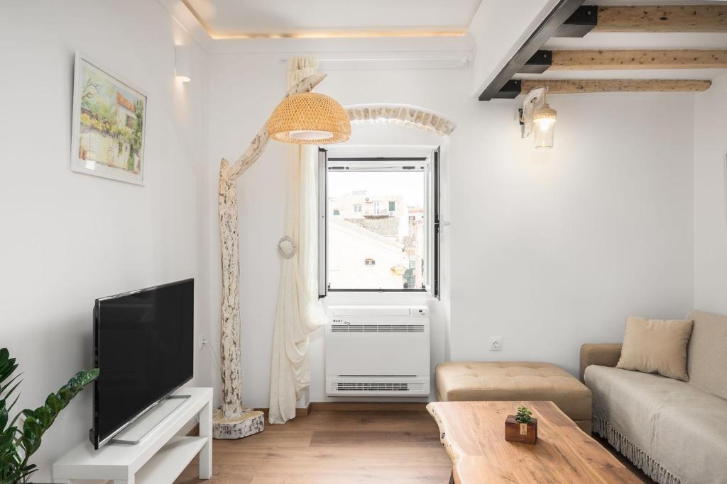 Sky Loft Corfu Old Town Apartments - 8