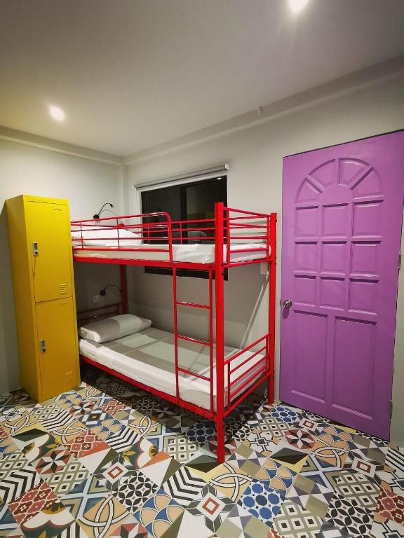 Postel nebo postele na pokoji v ubytování Way Shack Hostel