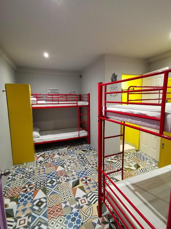 Postel nebo postele na pokoji v ubytování Way Shack Hostel