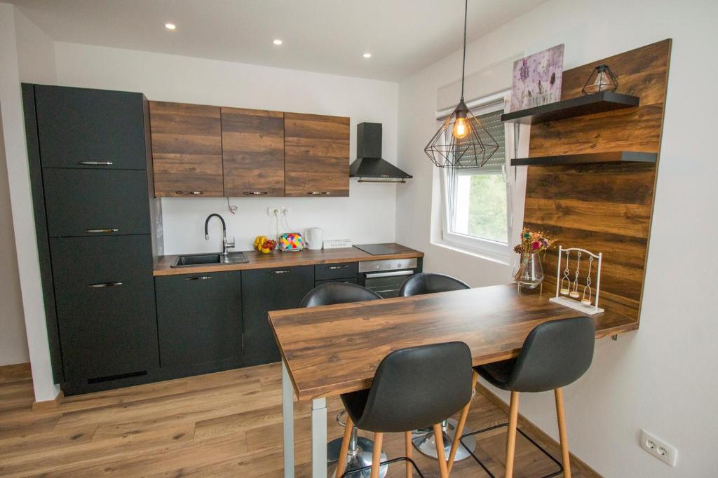 Kuchyňa alebo kuchynka v ubytovaní Luxury Penthouse Duce