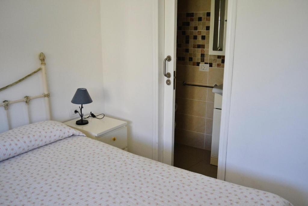 Casa Peter Los Cristianos centro a 20 metros del mar, Los ...