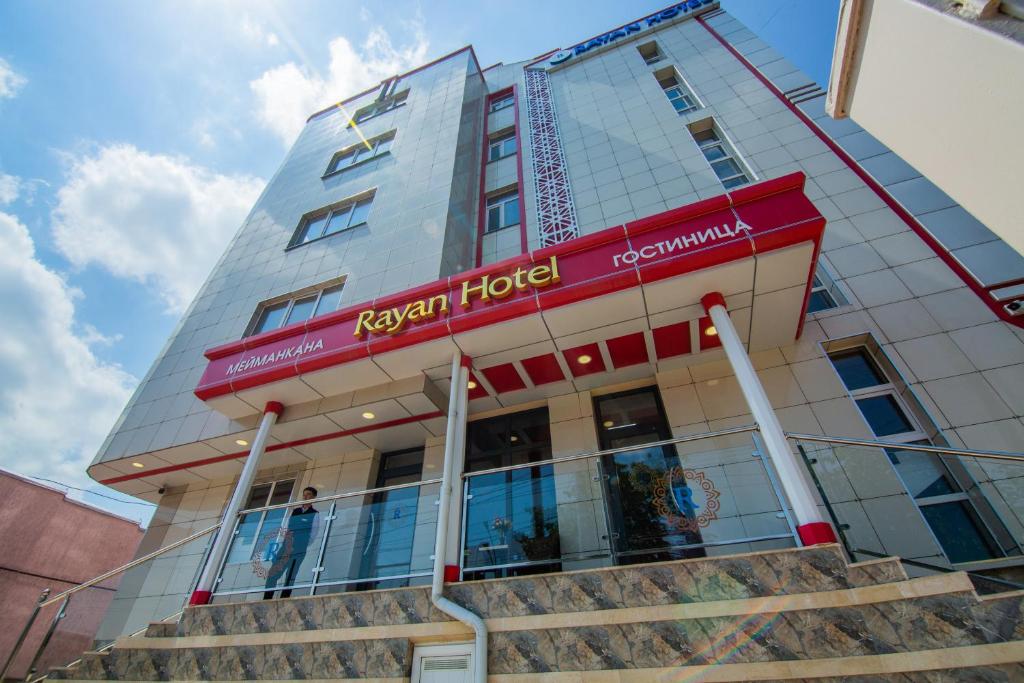 Budova, kde se hotel nachází