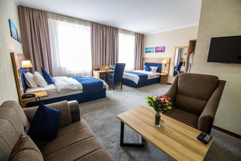 Posezení v ubytování Rayan Hotel