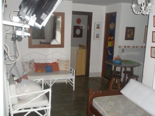  Apartamento frente a praia Armação 1