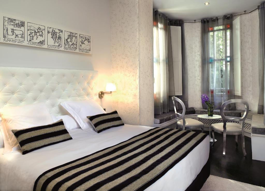 Hotel Villa Paulita - Deluxe Double Or Twin Room With Lake View