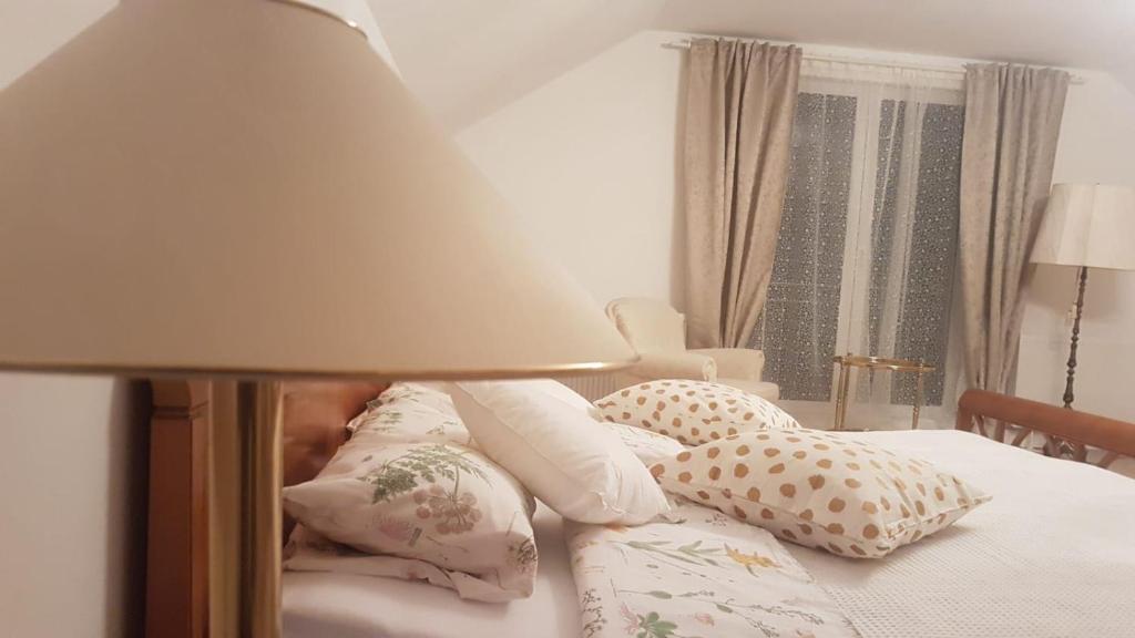 Llit o llits en una habitació de Haus Rheinland