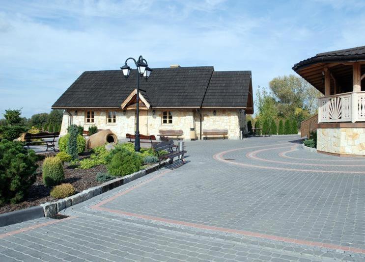 Budova, kde se penzion – hostinec nachází