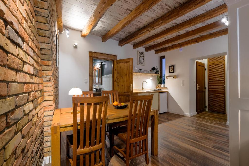 Old House Apartments Poznań - 4