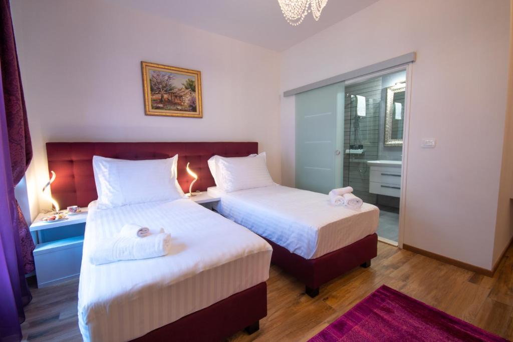 Center Luxury Rooms 2 - 18