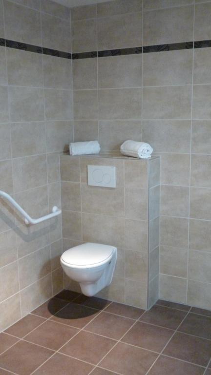 Koupelna v ubytování Cit'Hotel Escatel