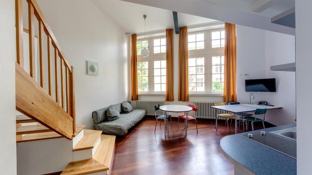 Posezení v ubytování GLS Studio Hotel Berlin