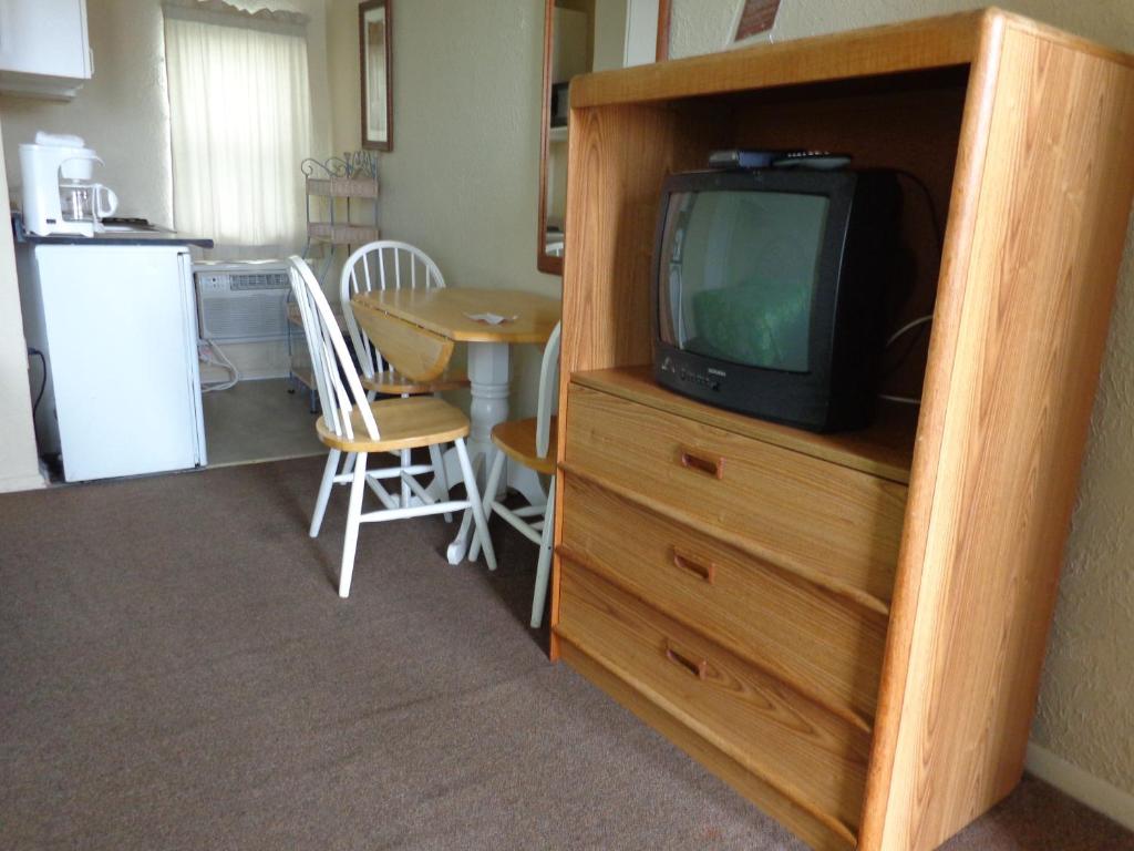 Kuchyň nebo kuchyňský kout v ubytování Fountain Motel