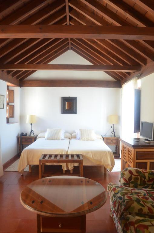 Hotel Santa Isabel La Real - 15