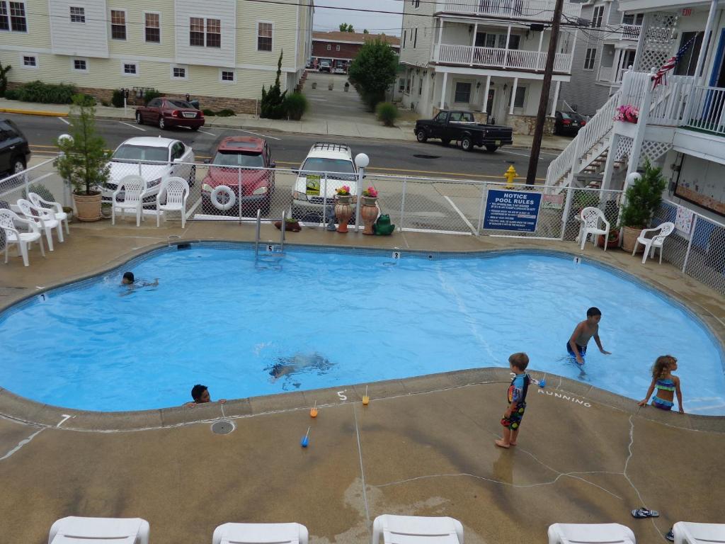 Bazén v ubytování Fountain Motel nebo v jeho okolí