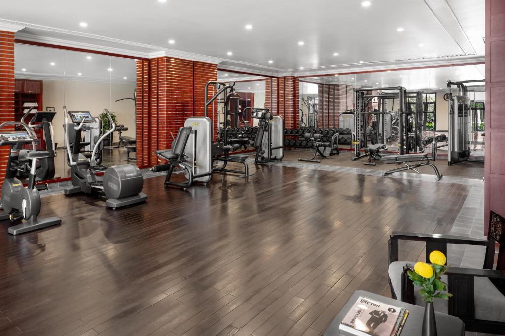 Fitness centrum a/nebo fitness zařízení v ubytování Azerai La Residence, Hue