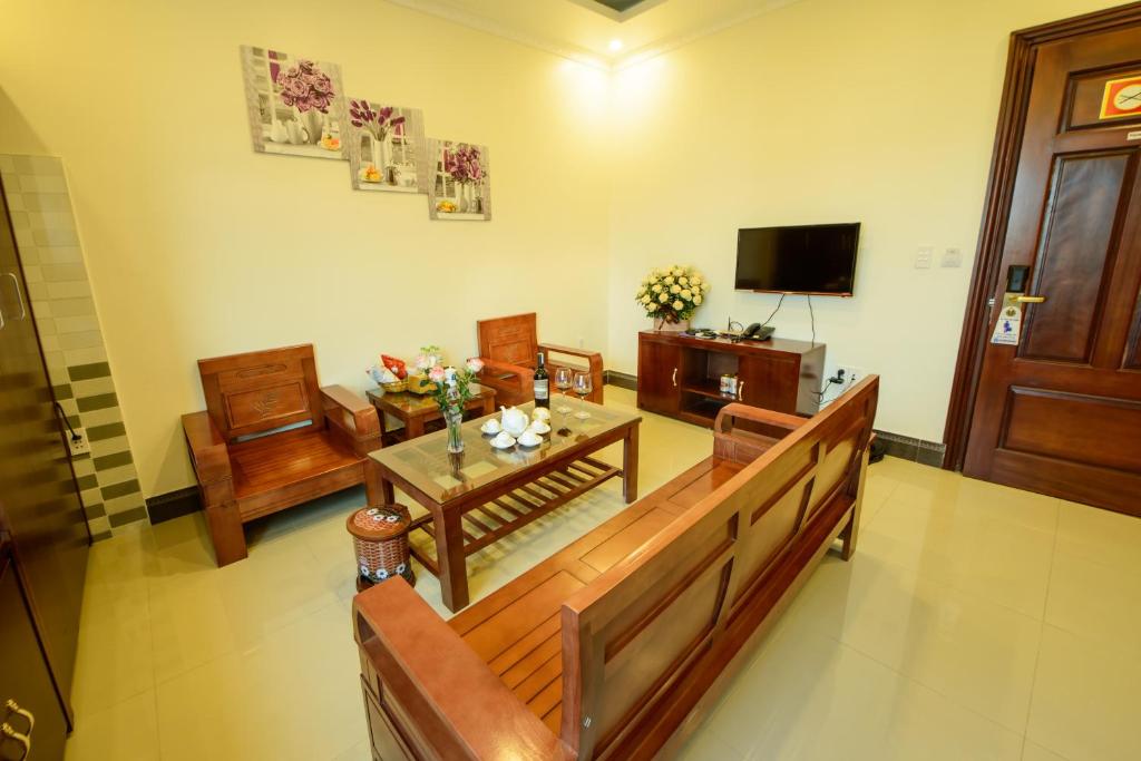 ĐẠI THÀNH PHÚC - King Room With Two King Beds