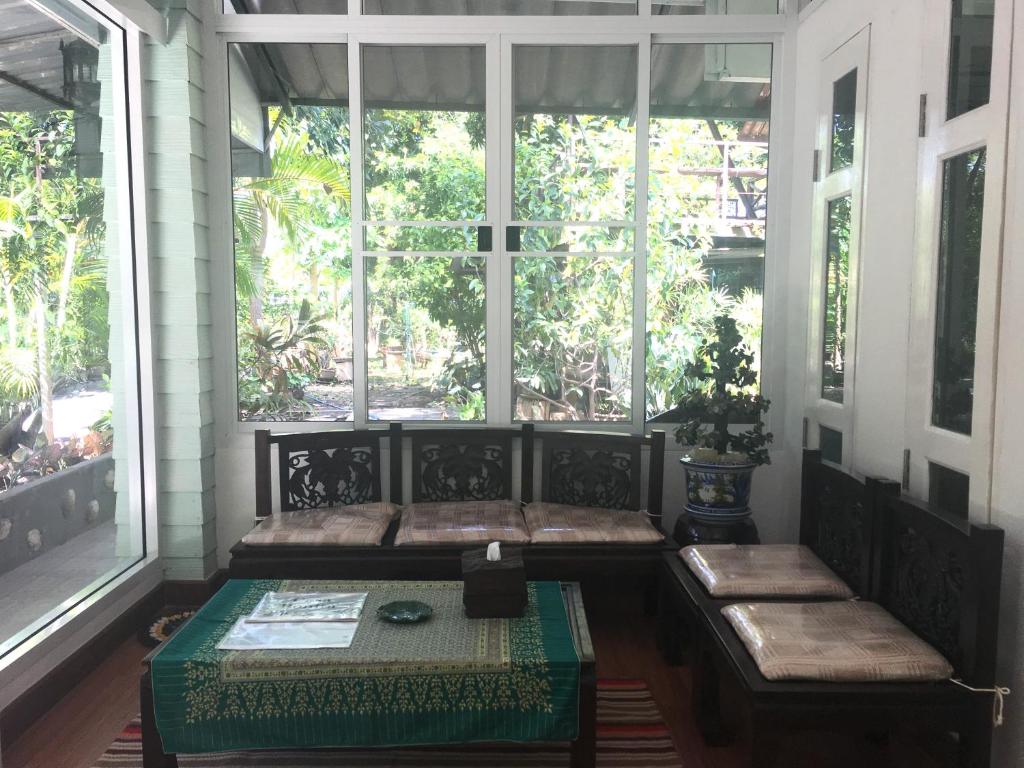 Posezení v ubytování Casa Bonita Kanchanaburi