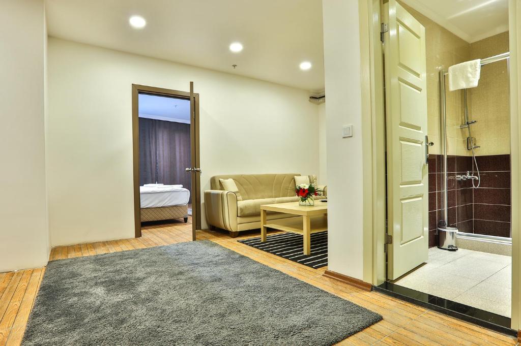 Koupelna v ubytování Modern Suites
