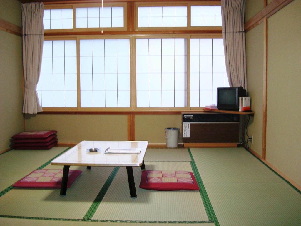 Togakushi- Kogen Minshuku Rindo - Japanese-Style Standard Room With Shared Bathroom