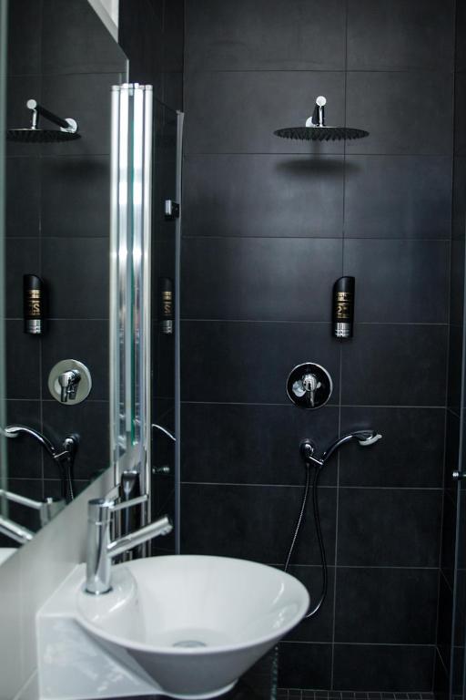 Haus Hotel & Pension Villa Laluna - 16