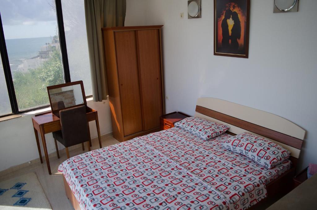 Postel nebo postele na pokoji v ubytování Apartments Basha 1 - Long Beach