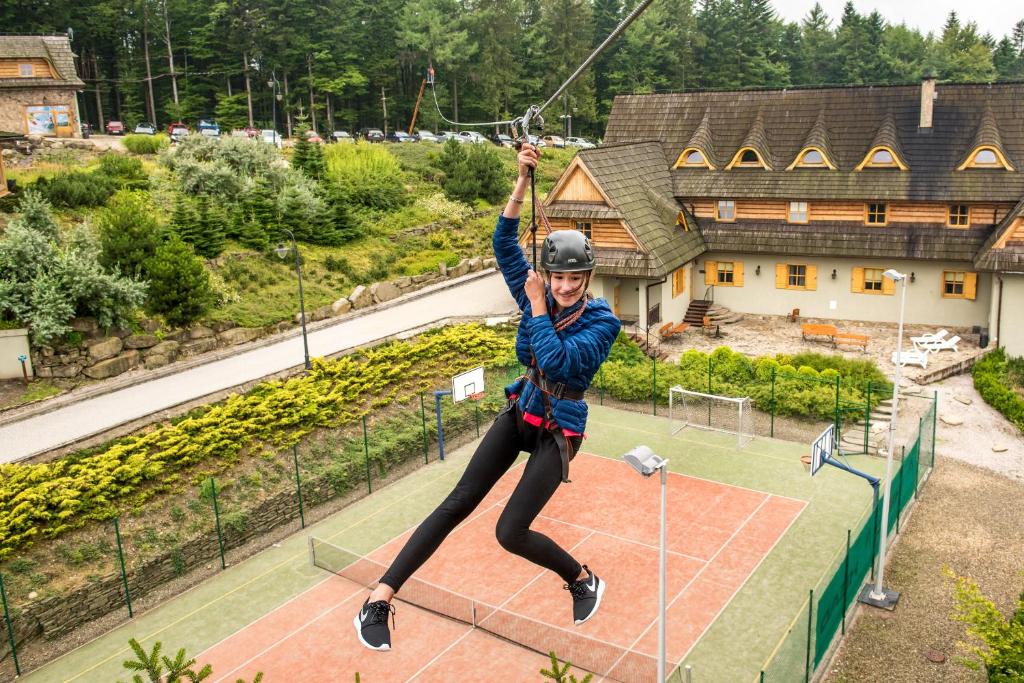 Tenis lub squash w obiekcie Kocierz Resort lub w pobliżu