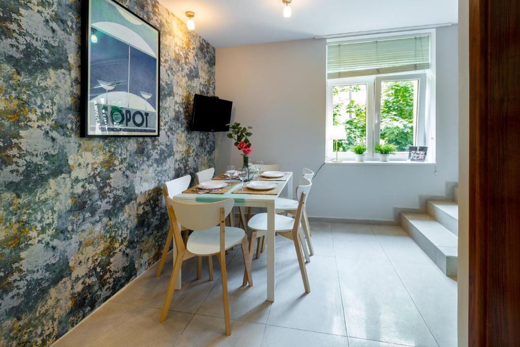 Wawel Cracow Old City Apartments - Friendhouse Apartments - Deluxe Apartment