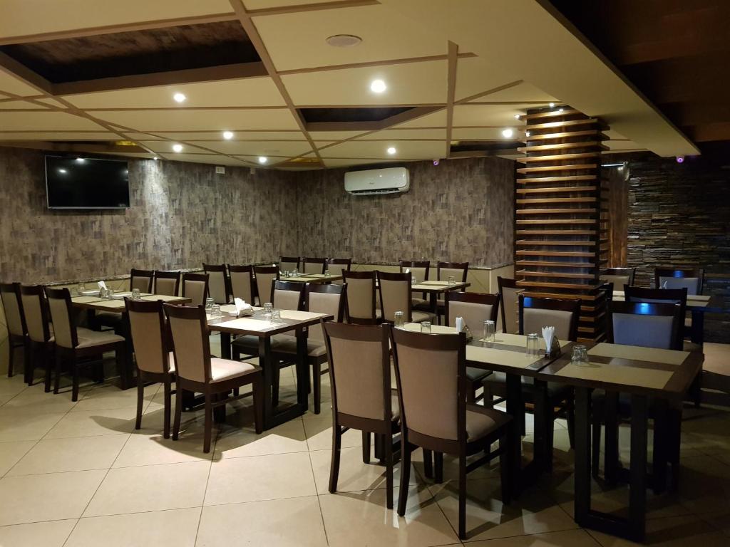 Restaurace v ubytování Liza Regency