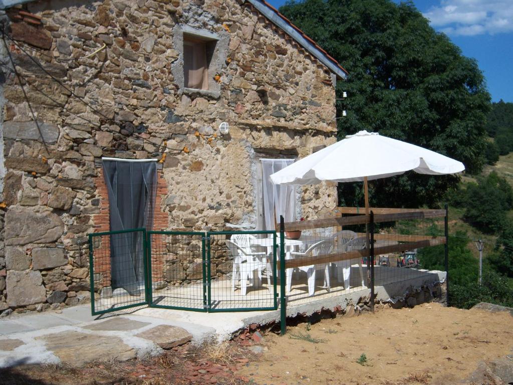 Gite Chez Coste Gilles - Cabaña De Dos Dormitorios (6 Adultos)