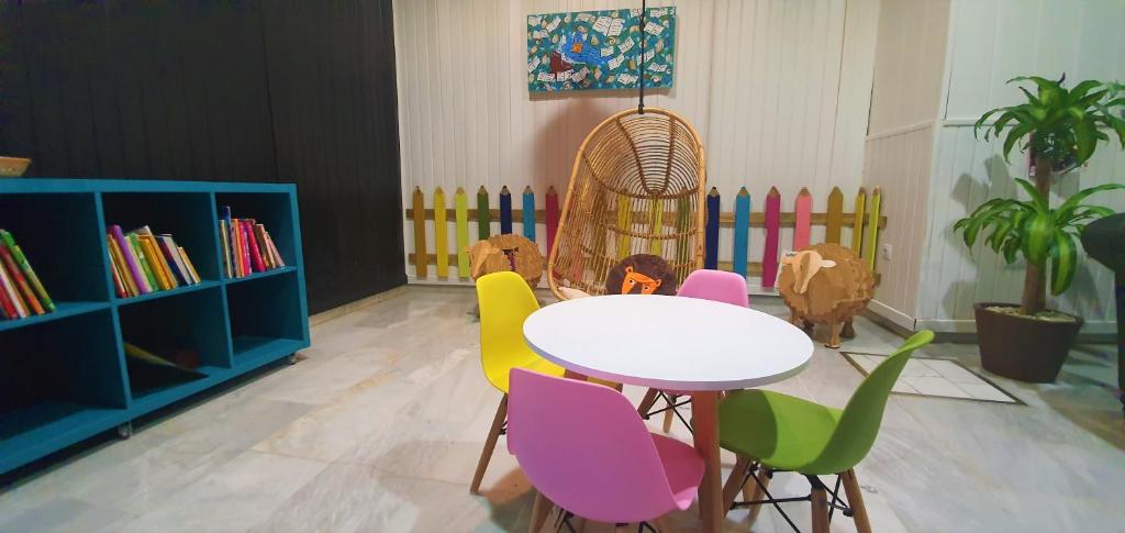 Casual de las Letras Sevilla - Resim 17