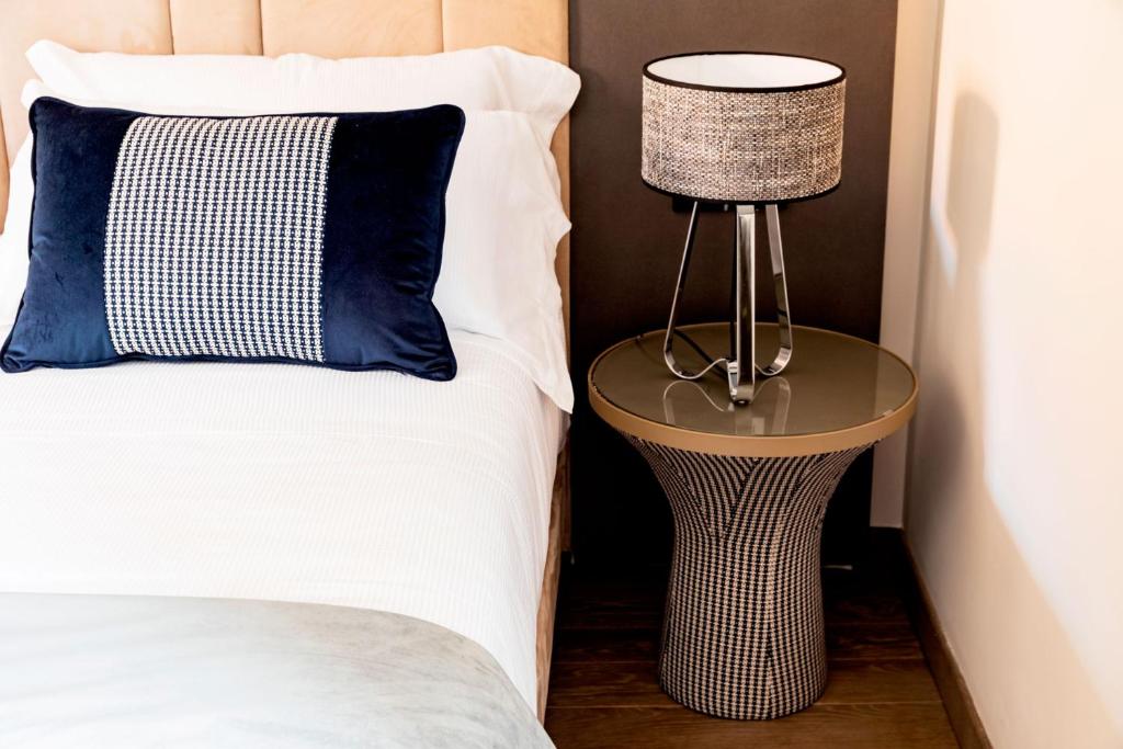 Amadomus Luxury Suites - 8