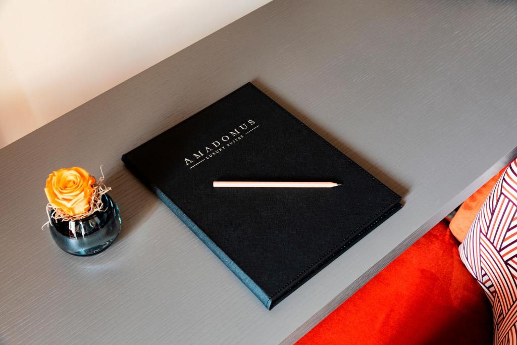 Amadomus Luxury Suites - 18