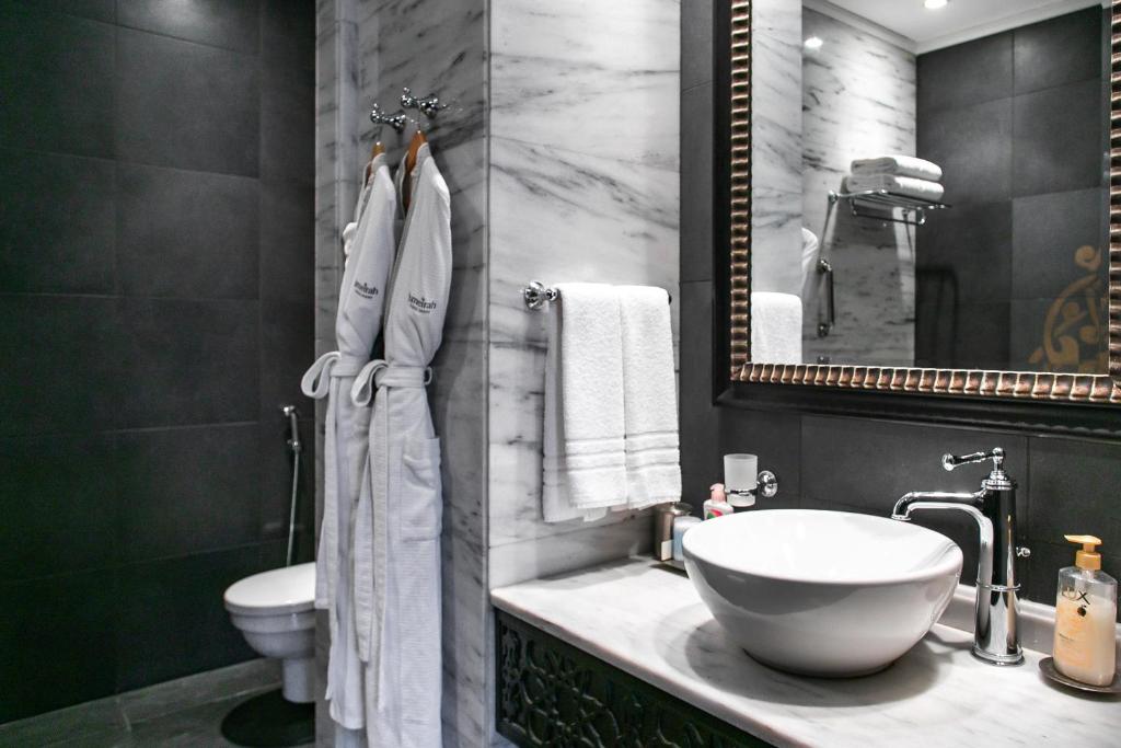 Koupelna v ubytování Zabeel Saray Royal Residences Lagoon Villa