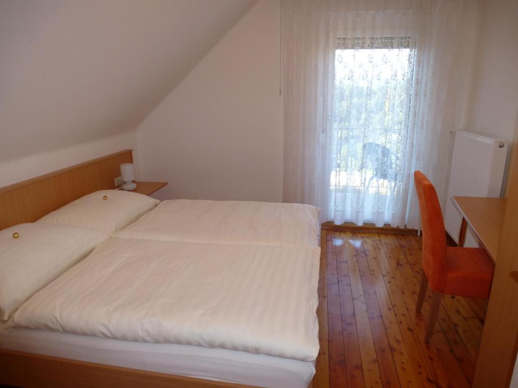 Posteľ alebo postele v izbe v ubytovaní Appartements Kronig