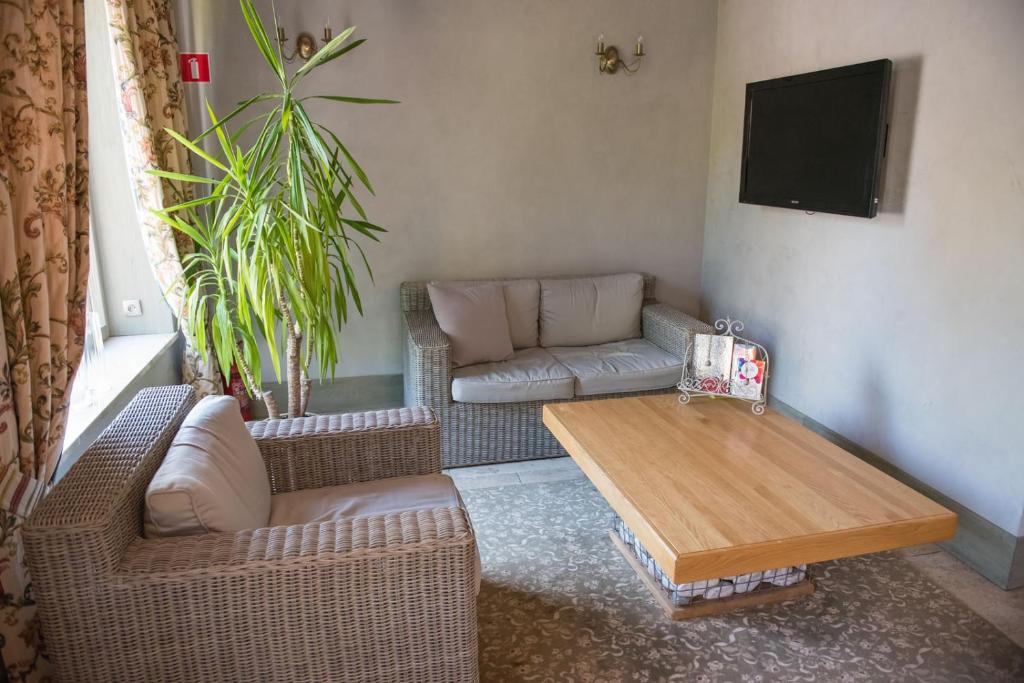 Posedenie v ubytovaní Apartamenty Faust