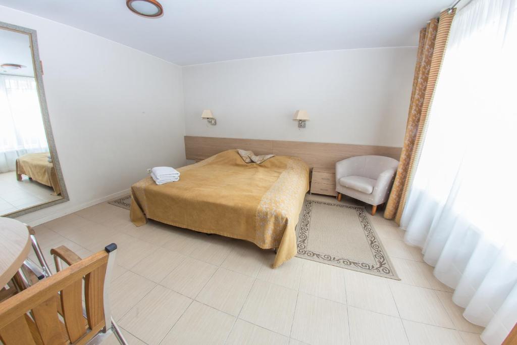 Apartments Ameda - Double Room - Lower Ground Floor