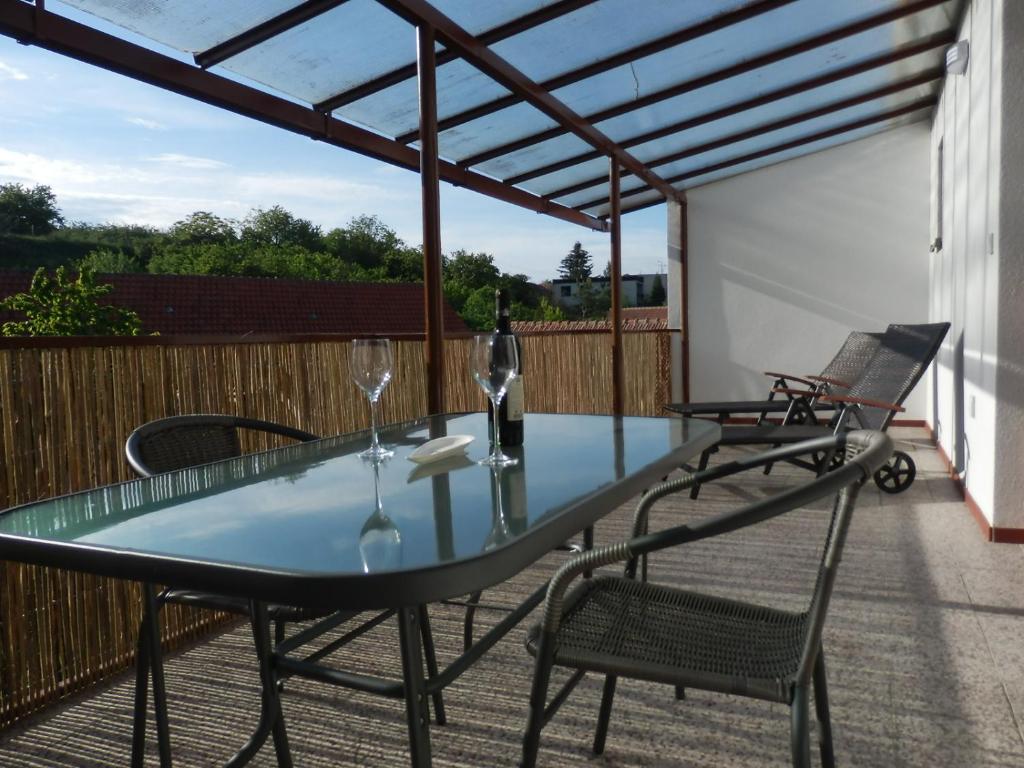 Balkón nebo terasa v ubytování Apartmány 27