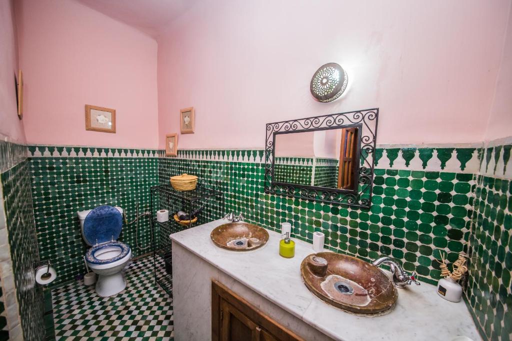 Koupelna v ubytování Riad L'Artiste