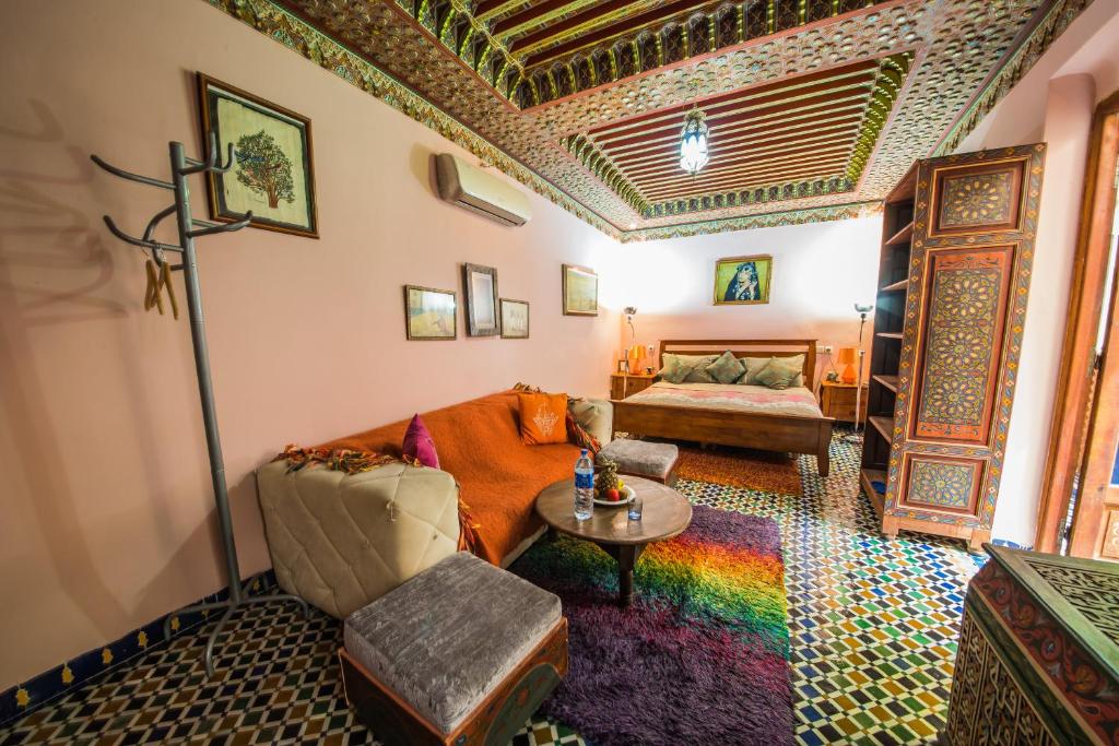 Posezení v ubytování Riad L'Artiste