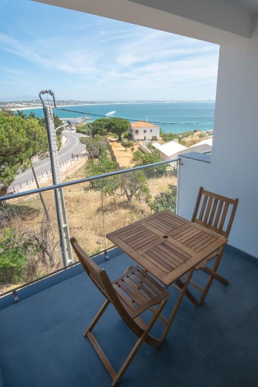 Apartamentos Pinhão - One-Bedroom Apartment With Sea View