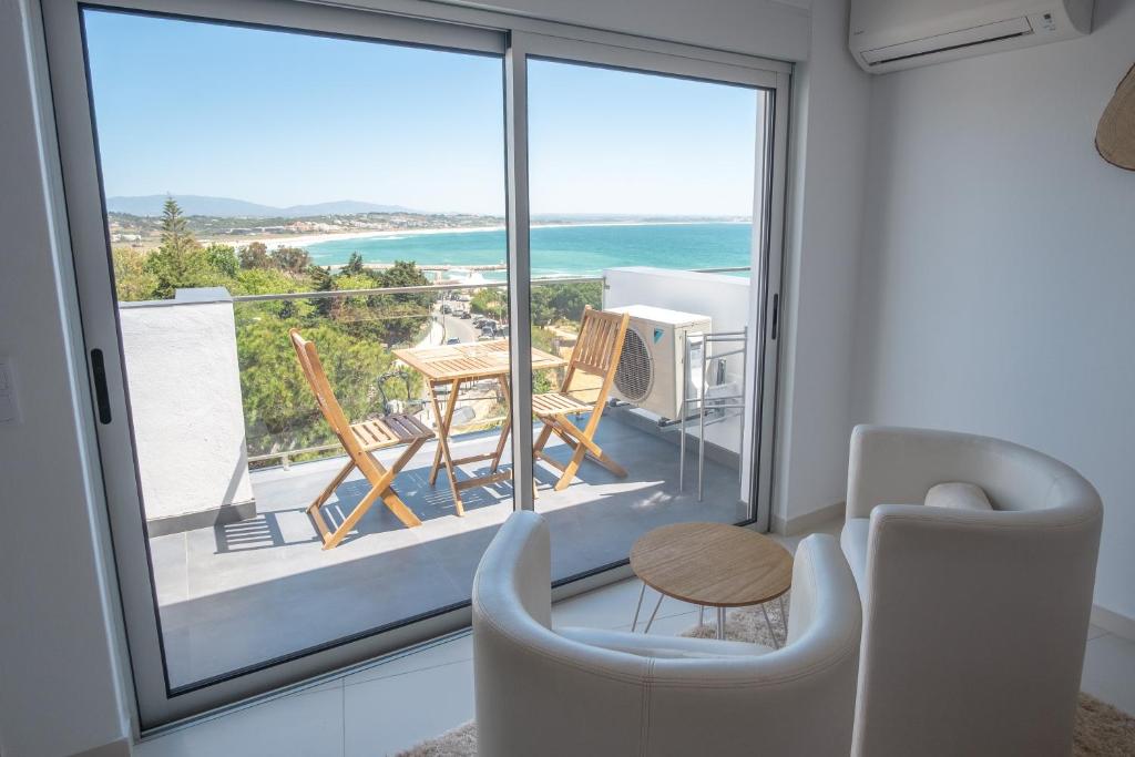 Apartamentos Pinhão - Studio Apartment With Sea View