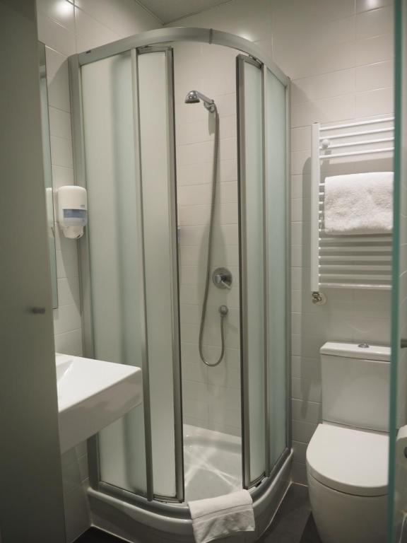 Koupelna v ubytování Hostal Benidorm