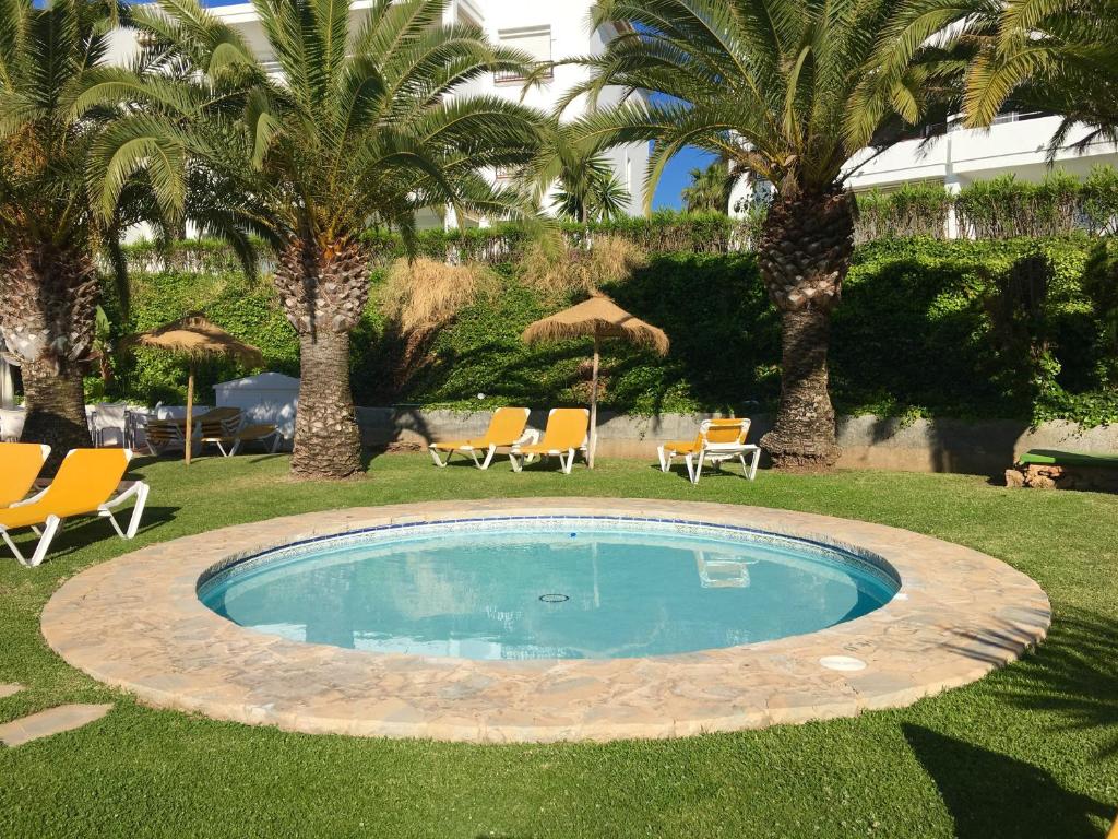 The swimming pool at or close to Rancho A 112