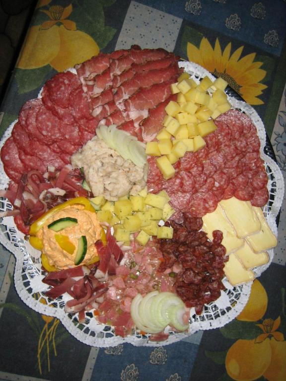Comida en el departamento o alrededores