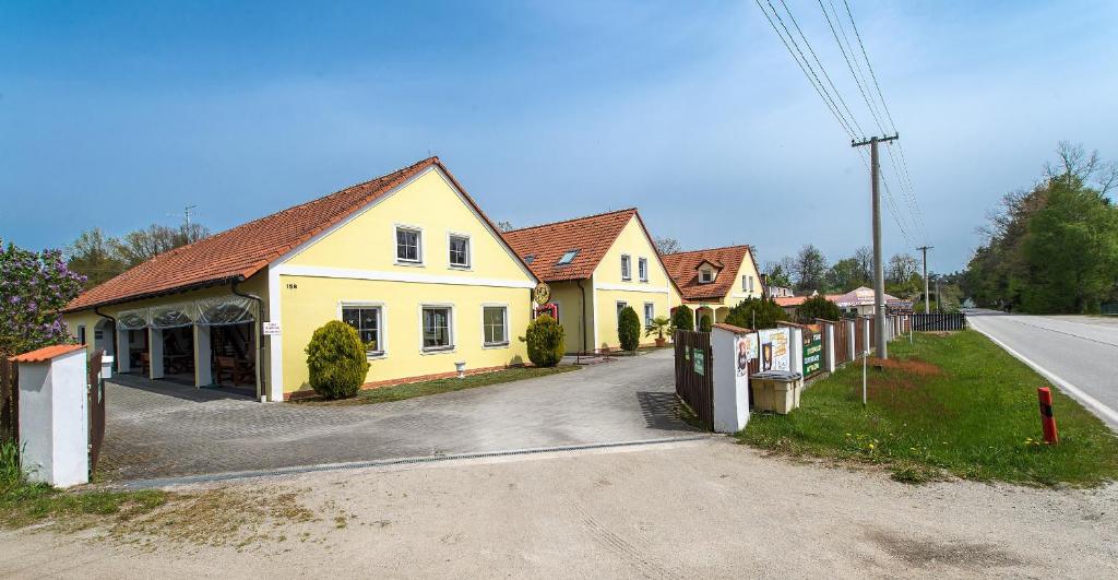 Budova, kde se penzion nachází