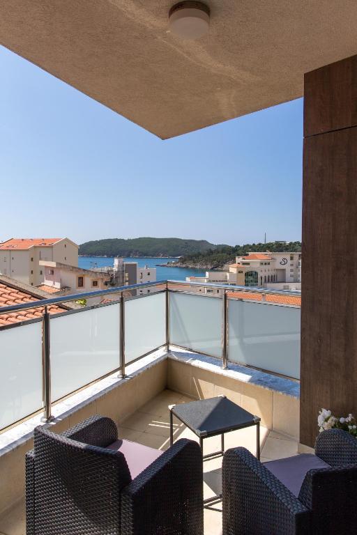Loft Becici – Photos 1