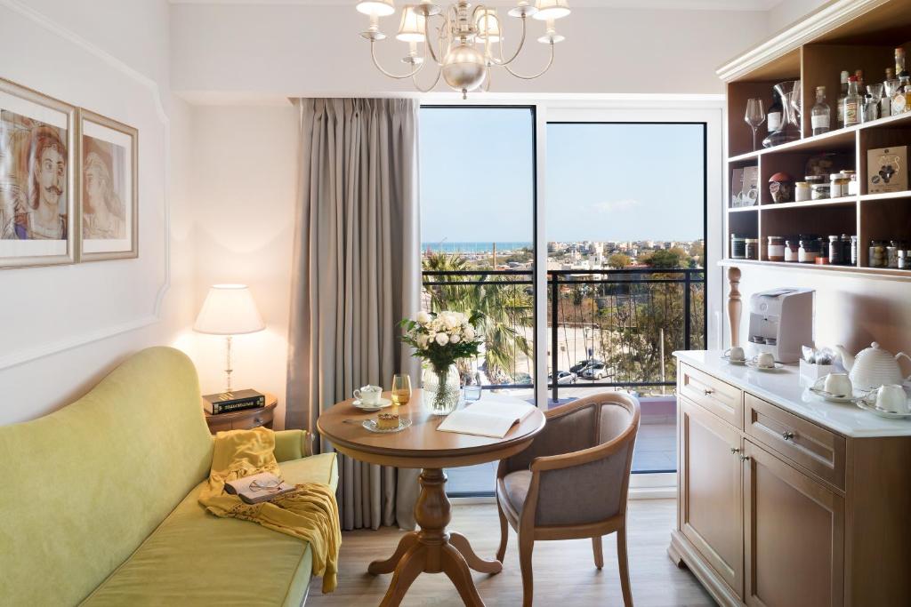 Posedenie v ubytovaní Legacy Gastro Suites